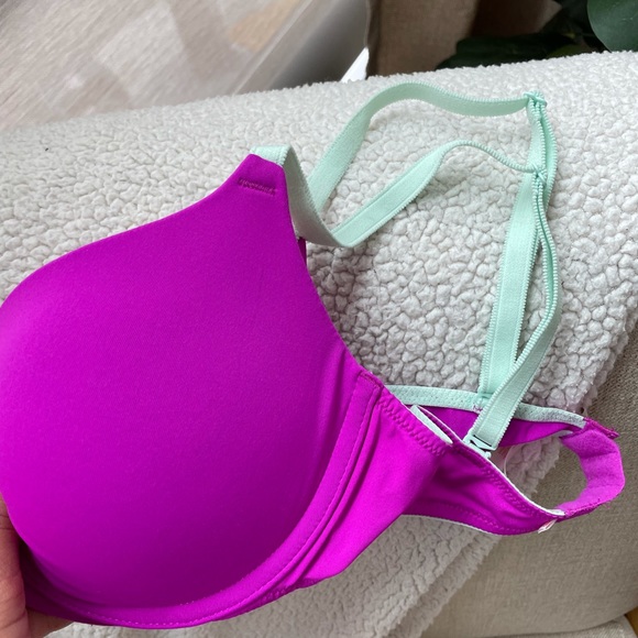 Purple/magenta push up bra from PINK - Picture 4 of 4